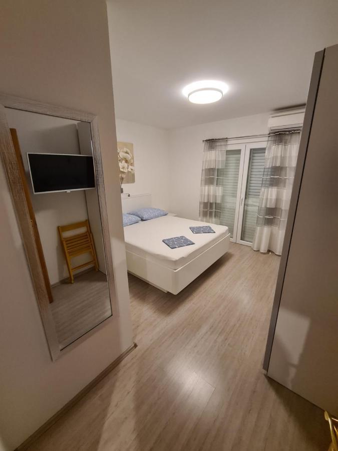 Luetic Makarska