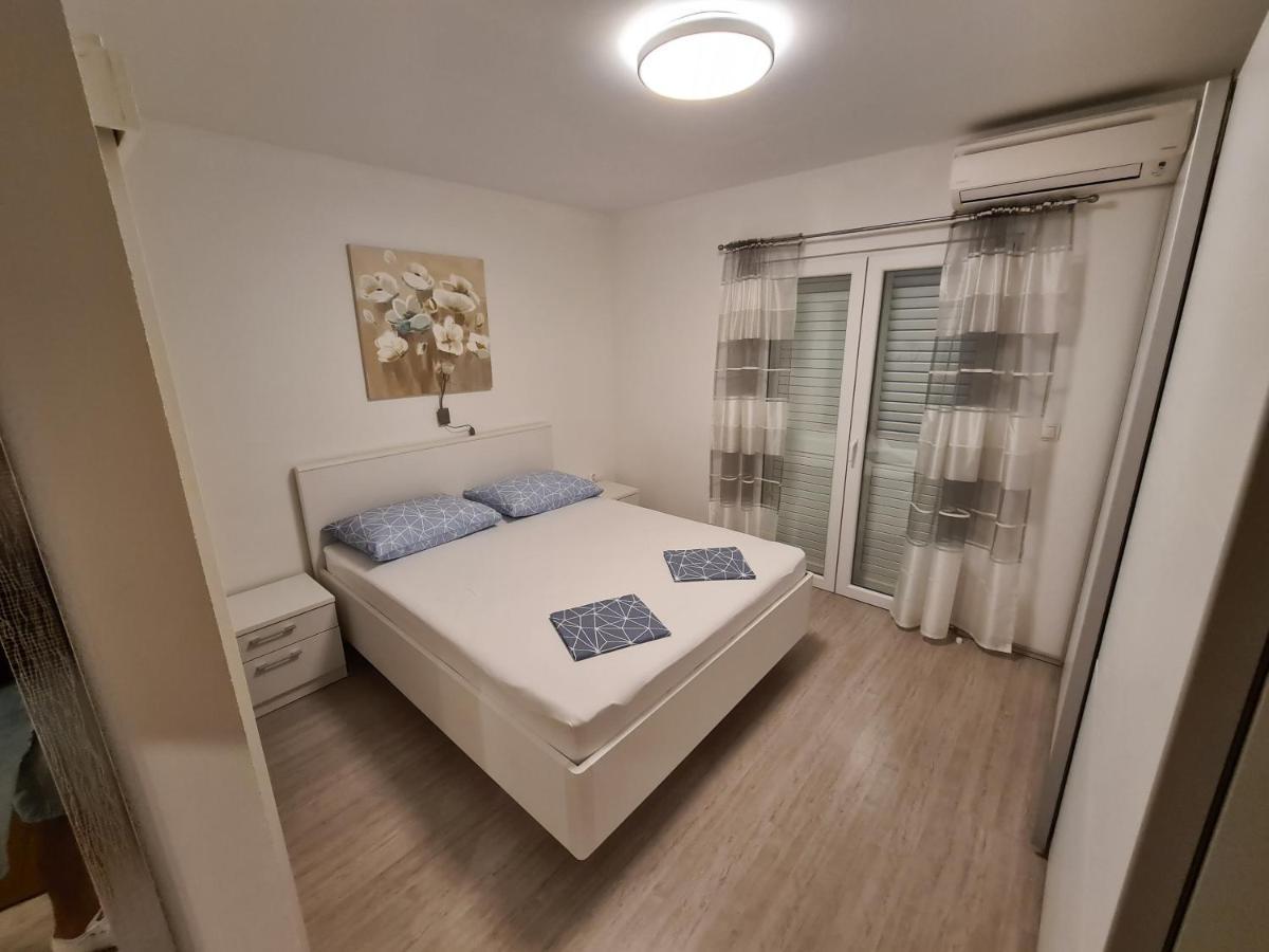 Luetic Apartment Makarska